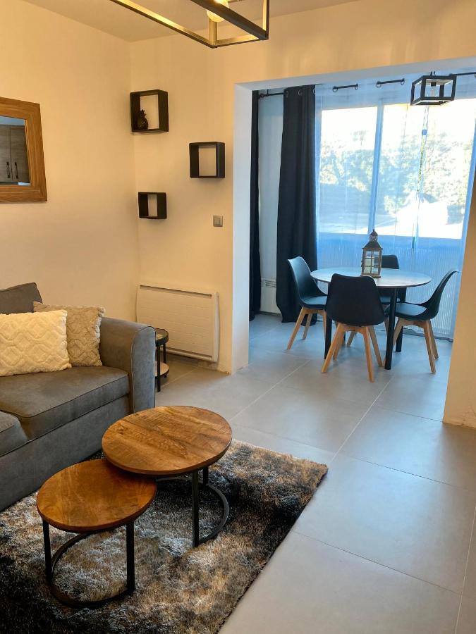 L'Appartement Du Bonheur Sanary-sur-Mer Bagian luar foto